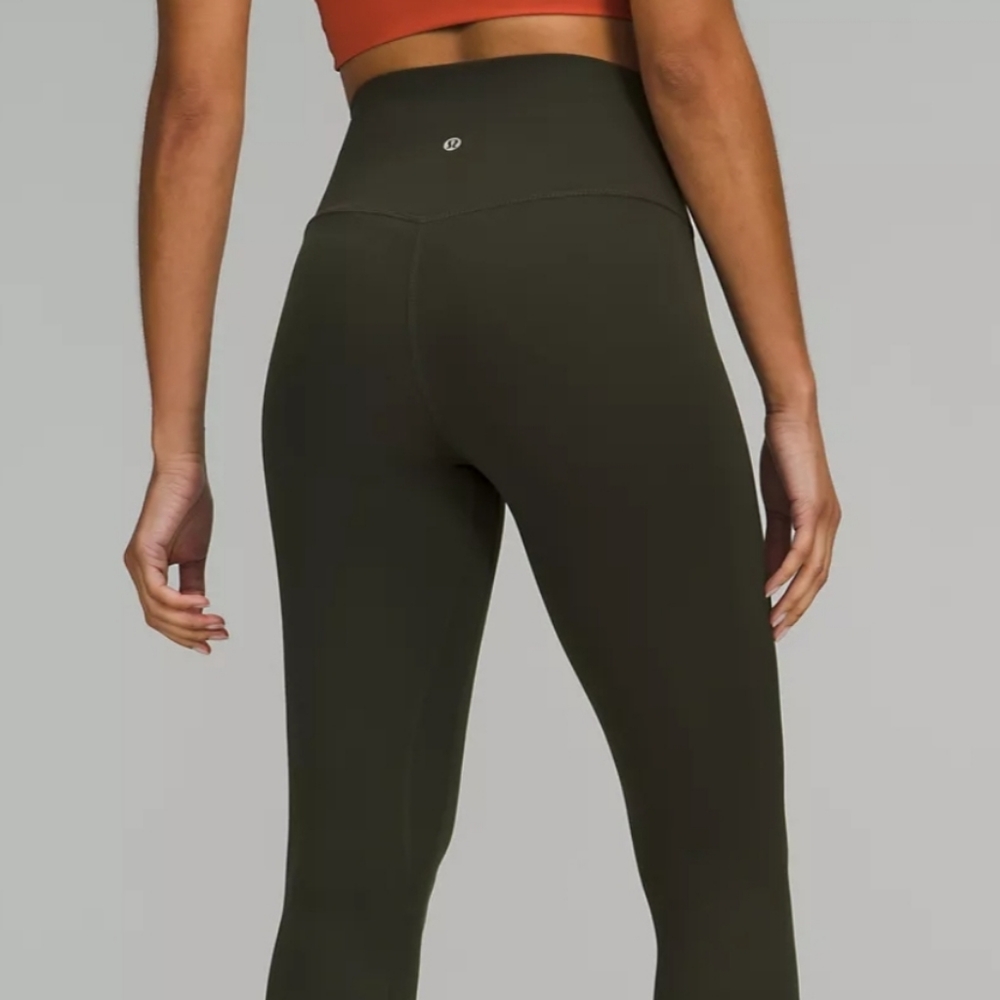 Lululemon  HIGH-RISE TIGHT